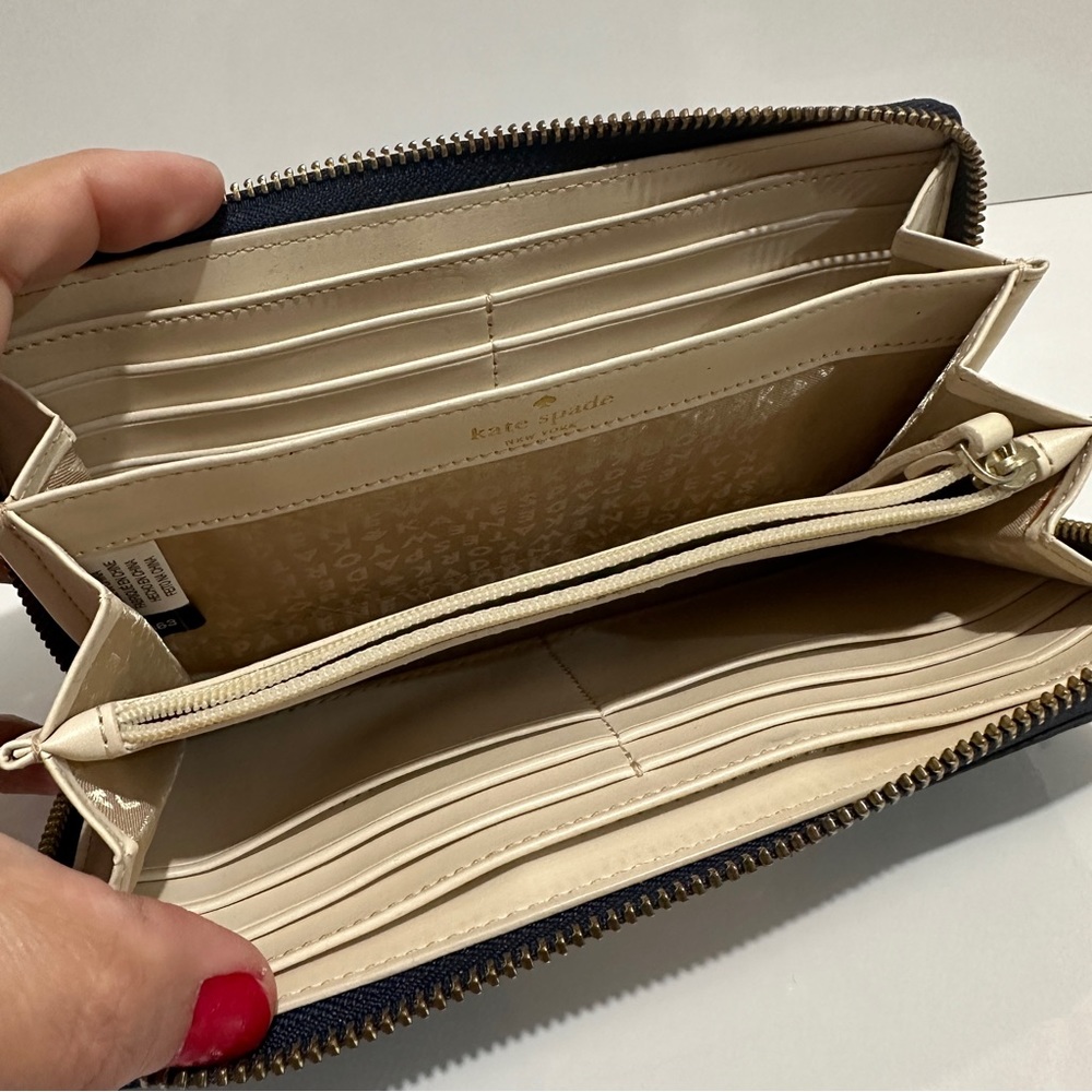 Authentic Kate Spade Long Wallet - Picture 5 of 9